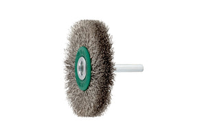 Schaftrundbürste Bohrmaschine SHFTRDBURST mit ergonomischem Griff und verschiedenen Bürstenaufsätzen.