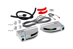 Silbernes Zubehör-Set für Drehflügeltürantrieb mit verschiedenen Montagekomponenten.