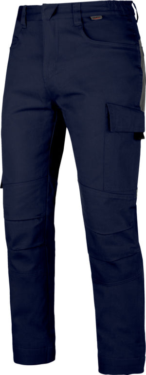 Dunkelblaue und graue Winter-Bundhose mit elastischem Bund und mehreren Taschen für kaltes Wetter.