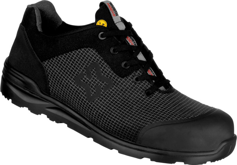 Schwarzer Sicherheitshalbschuh S1PL CETUS ESD mit rutschfester Gummisohle und atmungsaktivem Obermaterial.