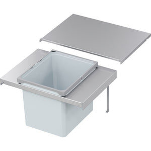 Mülltrennsystem mit mehreren farblich gekennzeichneten Behältern und dichten Deckeln für die Küche.