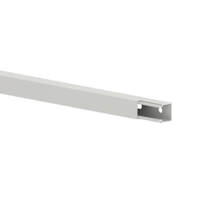 Leitungsführungskanal-LFK in neutraler Farbe, ideal für die Kabelorganisation in verschiedenen Umgebungen.