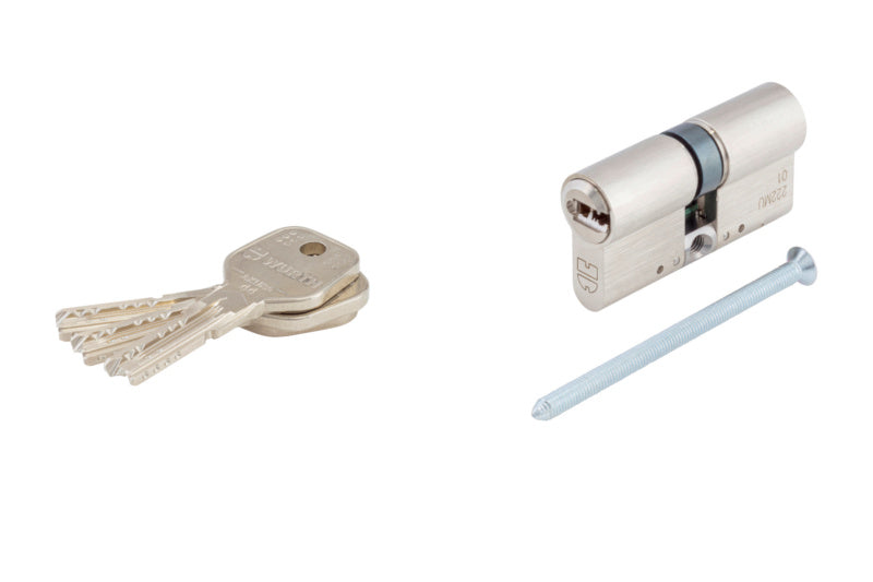 Schließanlage Akura 44 DPZYL mit modernem Mehrfachschließsystem und robustem Design.