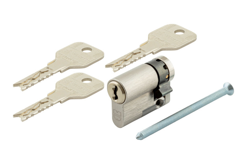 Schließanlage mit Halbzylinder und 4KS-Technologie für flexible Schlüsselverwaltung und Sicherheit.