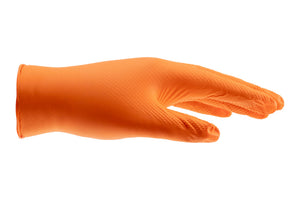 Einweg-Schutzhandschuhe aus orangefarbenem Nitril mit Grip-Oberfläche, 50 Stück pro Packung.