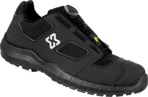 Schwarzer Sicherheitshalbschuh S3S-HS mit BOA-Verschluss und rutschfester Sohle, ESD-zertifiziert.