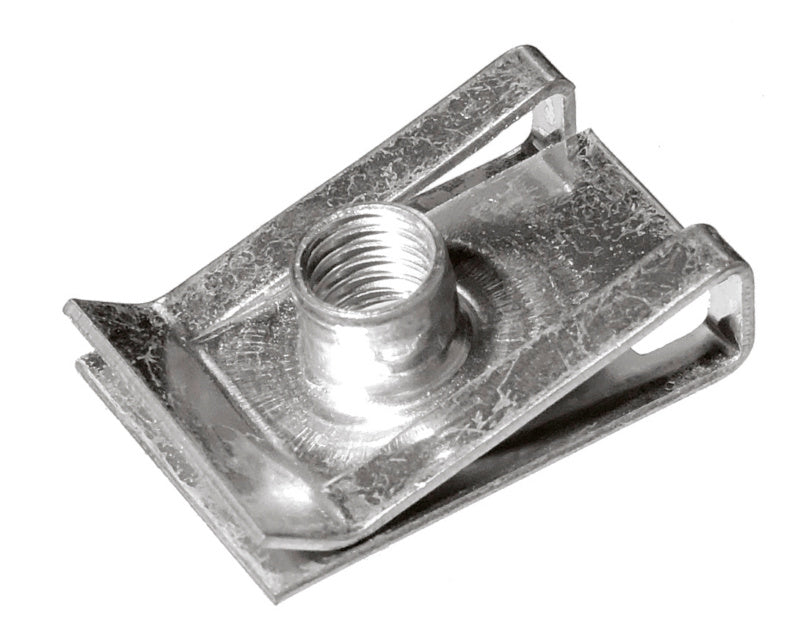 Blechmutter-MU-BL-FIAT-(A2K)-L20,5MM-D5MM     Verpackungsinhalt    50 Einheit