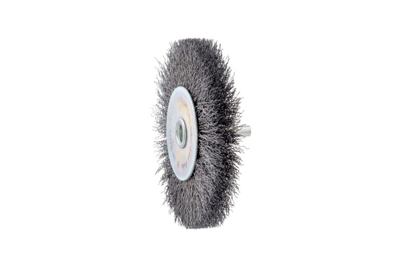 Schaftrundbürste Bohrmaschine SHFTRDBURST mit ergonomischem Griff und wechselbaren Bürstenaufsätzen.
