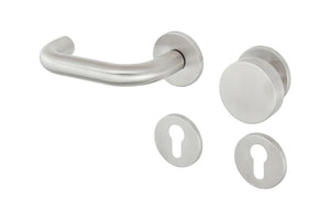 Edelstahl-Türdrücker für Wohnbereich mit ergonomischem Design und CLICKFIX-Montagesystem.