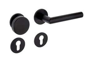 Edelstahl-Türdrücker mit ergonomischem Griff und versteckter Befestigung für elegantes Design.