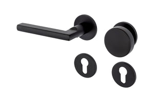 Edelstahl-Türdrücker mit ergonomischer Form, geeignet für Wohn- und Privatbereiche.