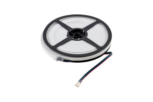 Fünf Meter langer flexibler RGB-LED-Streifen mit selbstklebender Rückseite.