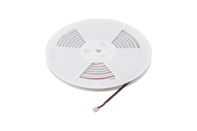 Fünf Meter lange flexible RGB-LED-Lichtleiste mit selbstklebendem Rücken und Farbwechseloptionen.