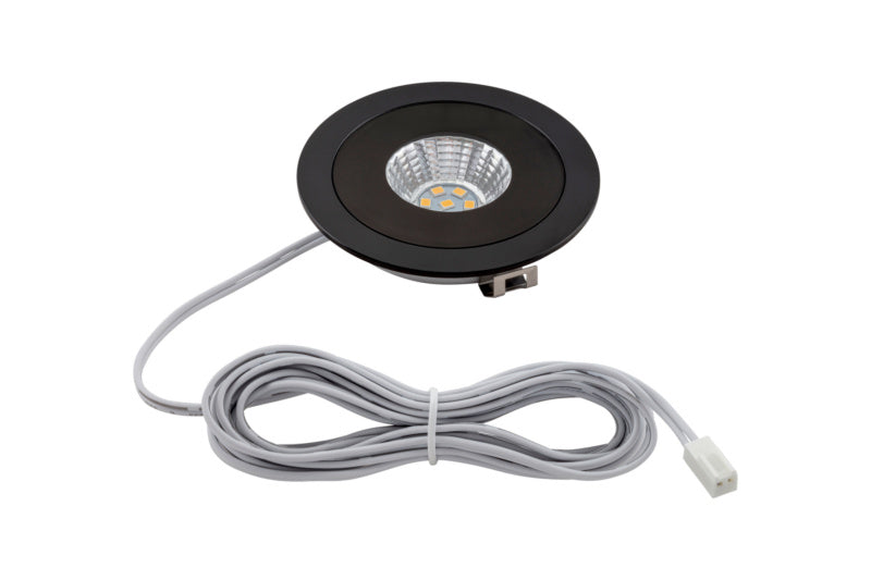 Runde LED-Einbauleuchte mit schlankem Design und warmweißem Licht für Deckenmontage.