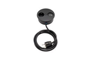 Schwarzes Handwerkzeug mit zwei USB-Anschlüssen und ergonomischem Design für komfortable Nutzung.