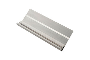 Vier robuste Adapter Dachhaken mit Zebra-Beschichtung und 2,995 mm Länge für Dachinstallationen.