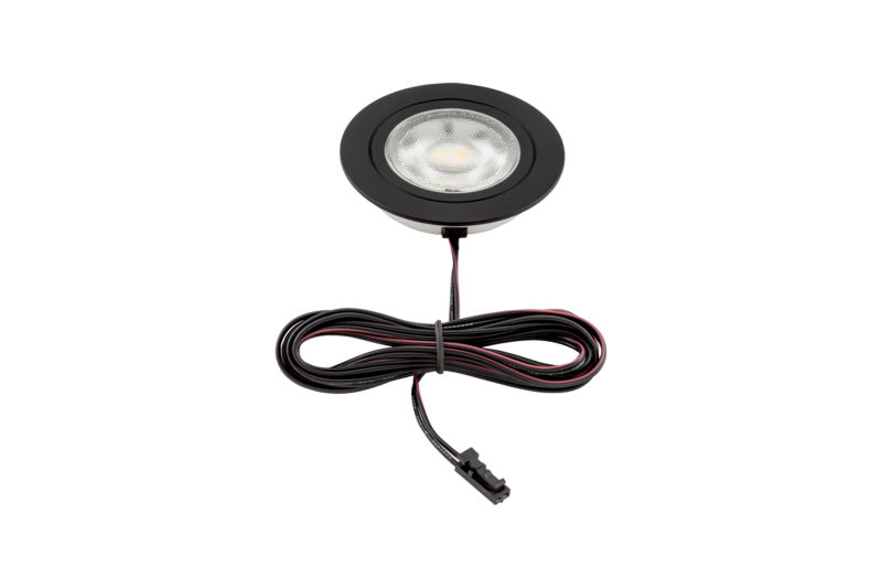 LED-Einbauleuchte mit schlankem Design und warmweißem Licht für verschiedene Anwendungen.