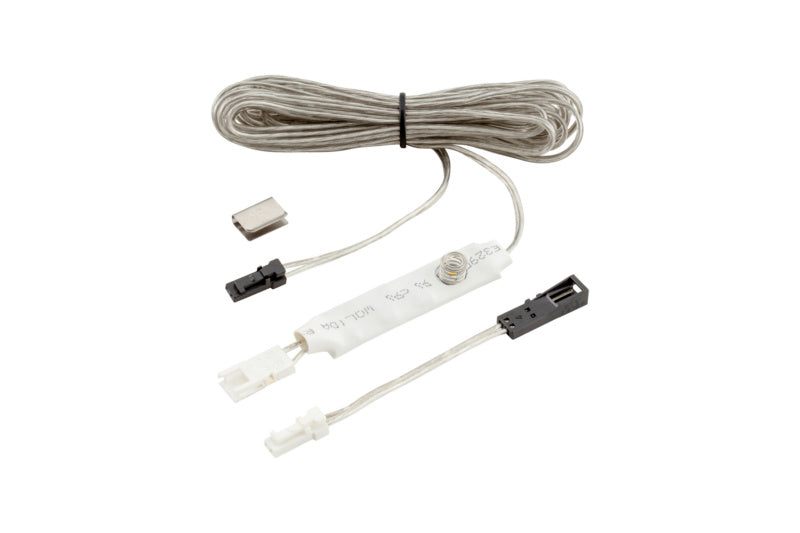 Schlanke LED-Leuchte mit 8 mm Durchmesser und Touch-Funktion zur Helligkeitssteuerung.