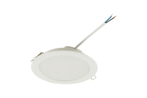 Runde LED-Einbauleuchte mit schlankem Design und warmweißem Licht für Deckenmontage.