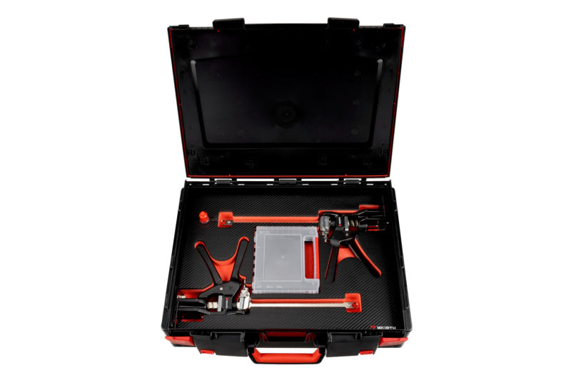 Vierteiliges Werkzeugsortiment mit ergonomischen Handgriffen und robuster Verpackung.