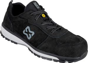 Schwarzer Sicherheitshalbschuh S3 aus Nubukleder mit rutschfester Sohle und verstärkter Zehenkappe.