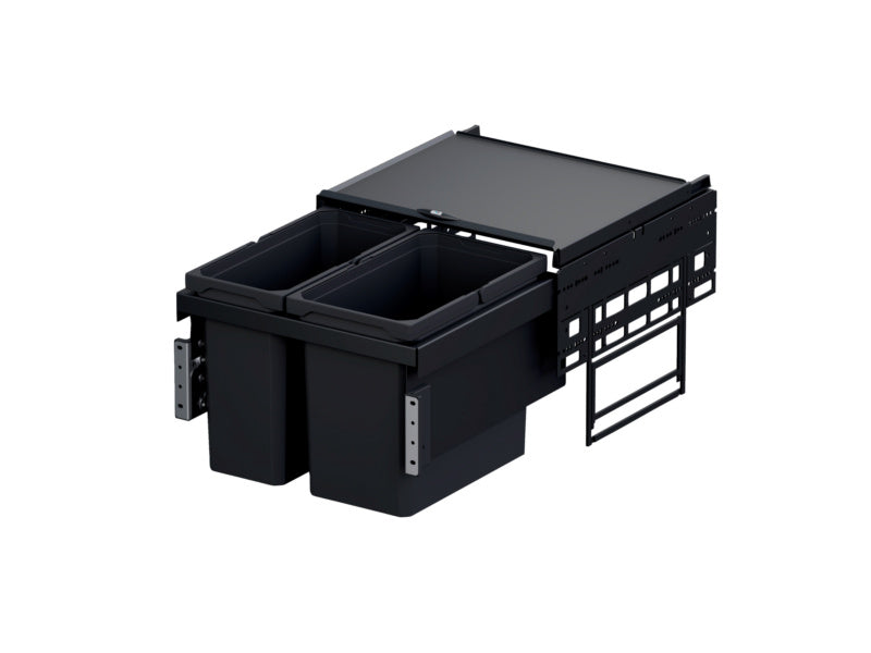 Anthrazitfarbenes Mülltrennsystem für Küche mit mehreren Behältern und Deckeln zur Abfalltrennung.