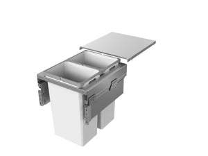 Mülltrennsystem mit mehreren Fächern für Bioabfall, Papier, Plastik und Restmüll in der Küche.