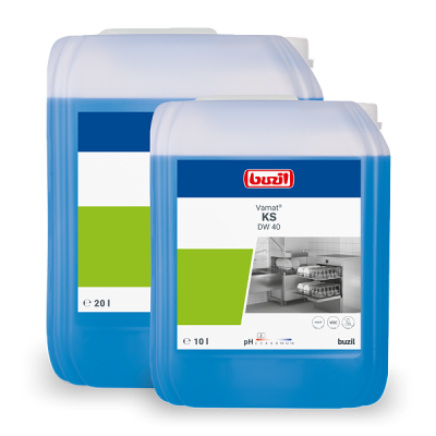 Zwei blaue Kanister mit Klarspüler, einer mit 20L und einer mit 10L.