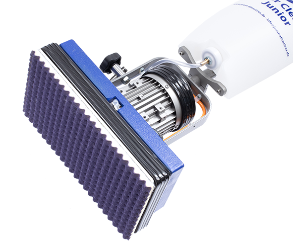 JÖST Bodenreinigungsmaschine Junior mit 350 W Motor und 190x340 mm Arbeitsbreite.