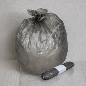 Graue 40L Müllbeutel aus HDPE, 50 Stück pro Rolle.