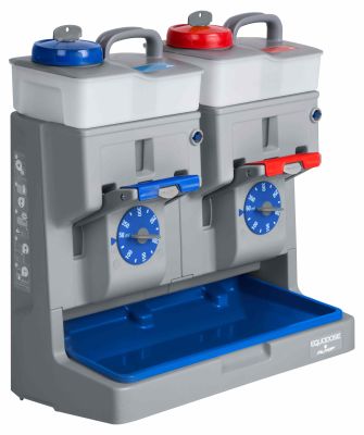 Equodose Dosierungssystem mit zwei transparenten Tanks für präzise Flüssigkeitsdosierung.